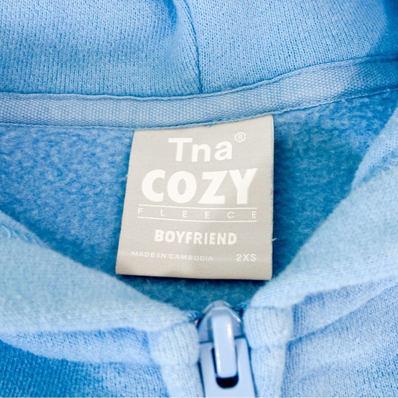 Aritzia cozy fleece matching sweatsuit in blue - Picture 4 of 9